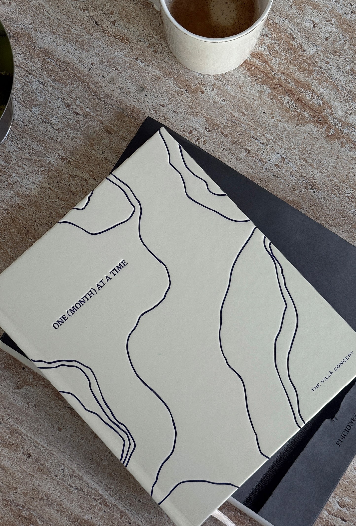 BUTTERCREAM LINES PLANNER 25/26